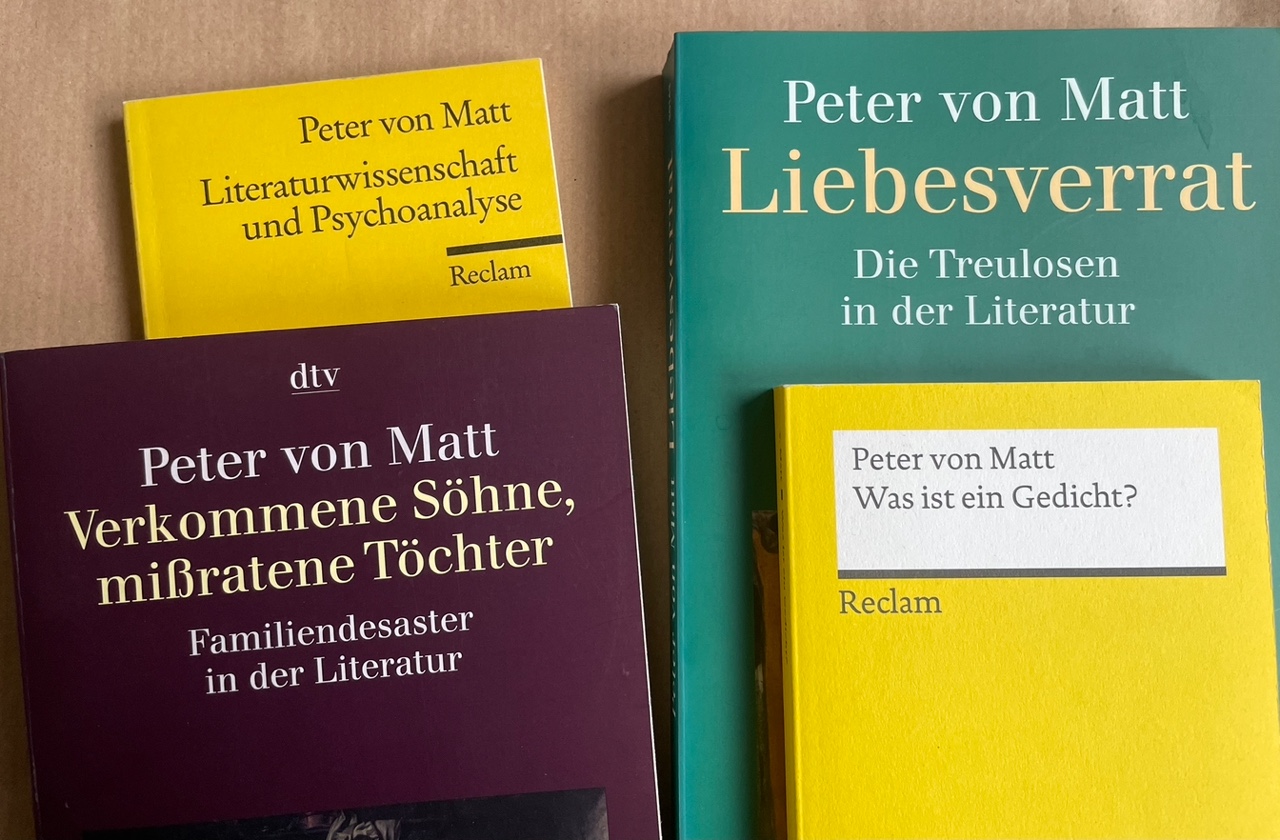 Verschiedene Buchtitel Peter von Matts